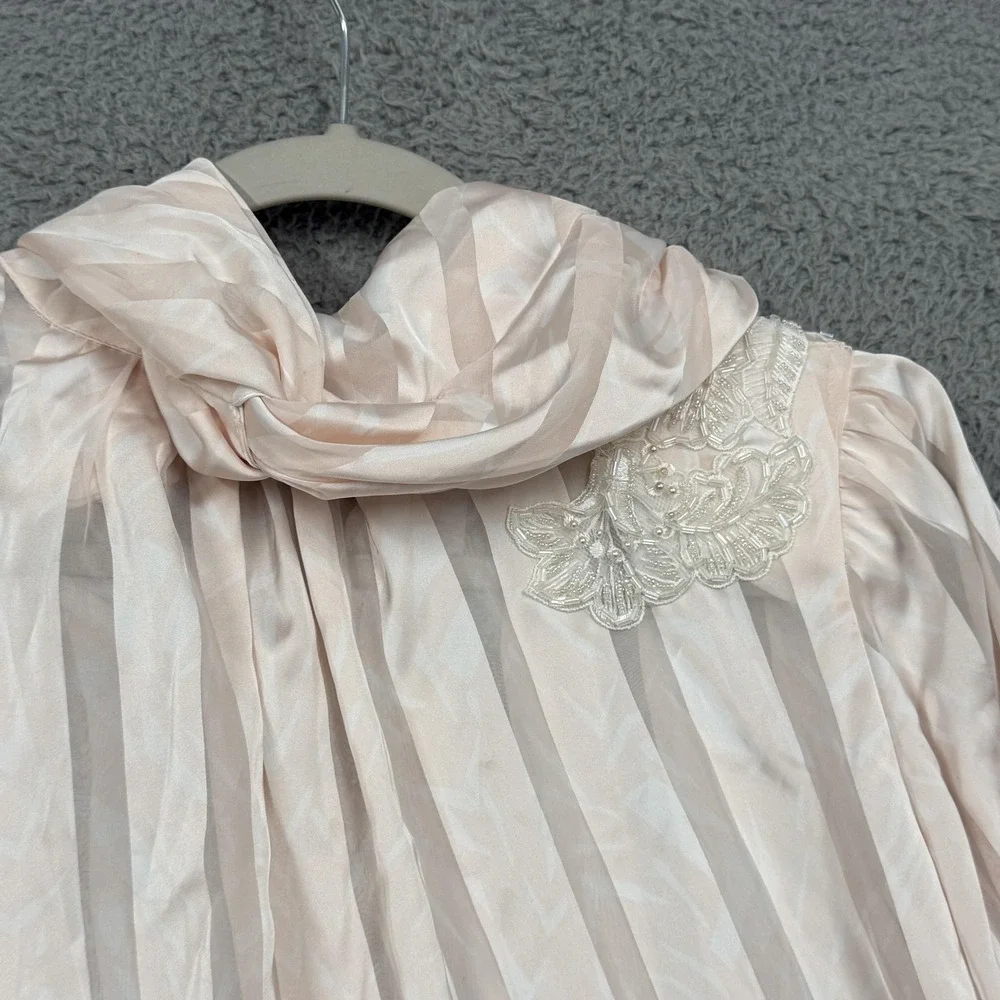 Vintage‎ Worthington Blouse Womens 8 Petite Pink Striped Beaded Mock Neck